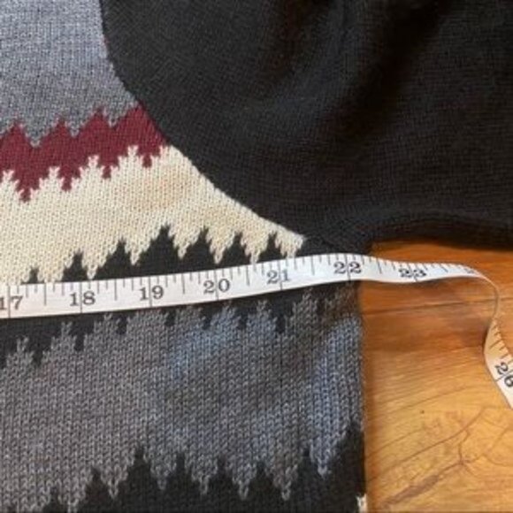 Cyrus Cardigan Sweater Size XL NWT - Picture 4 of 10